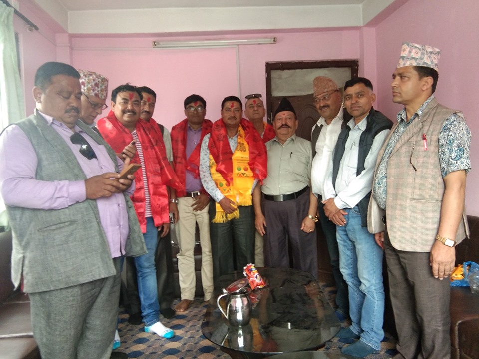 सार्वजनिक यातायात महासंघ भन्छ, गंगोबु बसपार्कको अतिक्रमण रोकेरै छोड्छौं, खारेज भईसकेको महासँघको कार्यक्रममा मन्त्री किन ?
