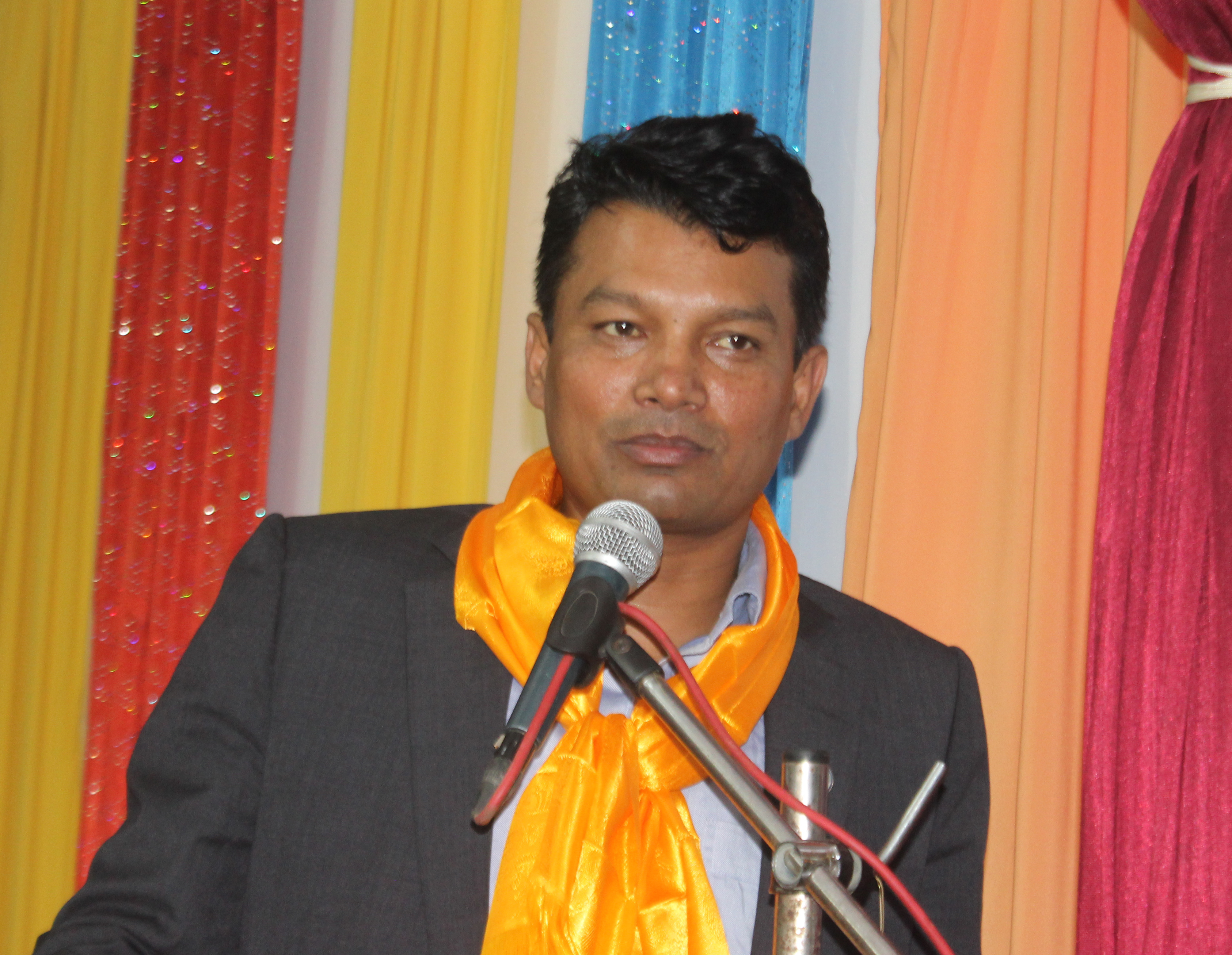रामेछाप जिल्लाको विकासमा अग्रसर छुःसांसद श्रेष्ठ