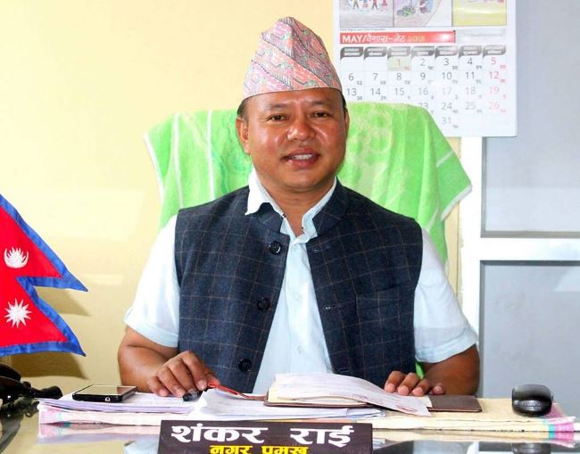 मोरङको लेटाङ नगरपालिकाका प्रमुखको उदाहरणीय काम, स्थानिय भन्छनः मेयर हुनु त शंकर राई जस्तो