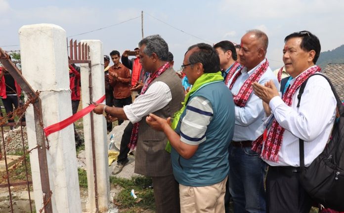 काभ्रे बेथानचोक नगरपालीकाको घरघरमा खानेपानीको धाराः स्थानीय खुशी