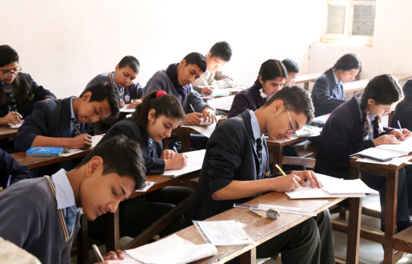 एसइईमा लापरवाही : गल्ती गर्छन् परीक्षक, अन्याय भोग्छन् विद्यार्थी