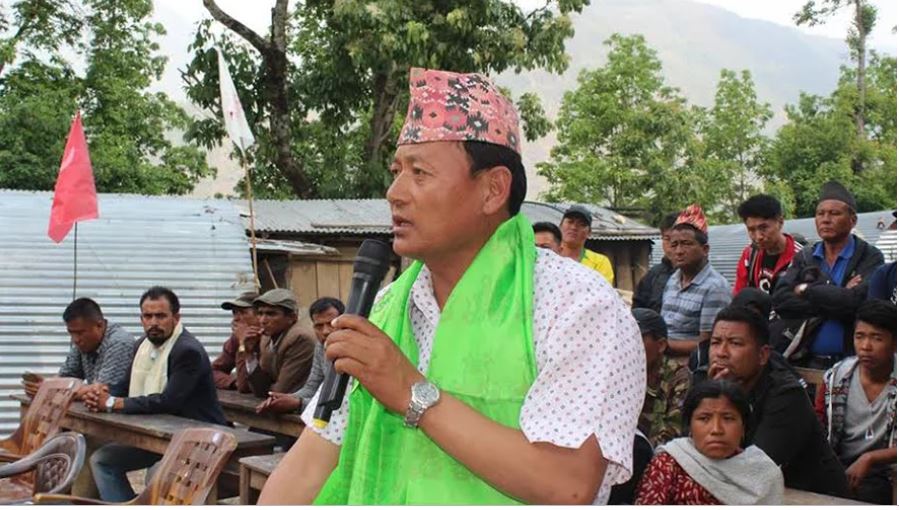 यस्ता पो अध्यक्ष, जस्ले सुविधाको मोटरसाइकल पनि त्यागे