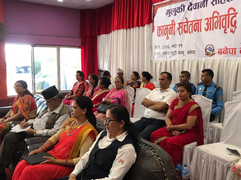 दर खान गएका महिला कानुन पढेर फर्किए