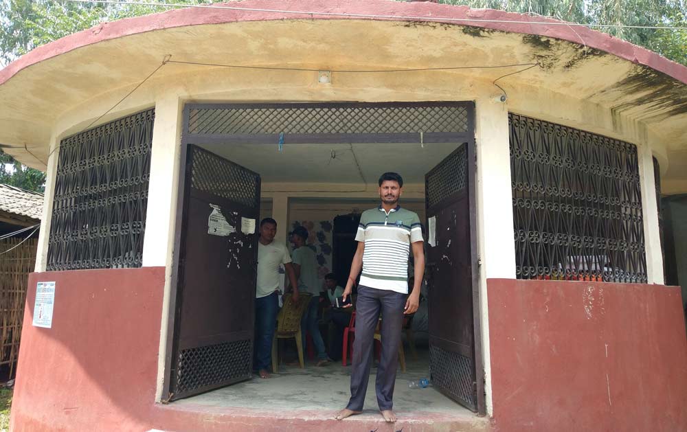 भवनको अभाव हुँदा गाउँपालिकाको काम मन्दिरबाटै