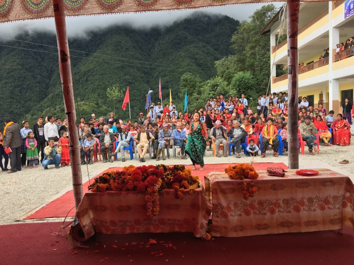 बडादशैं तथा शुभदिपावलीको अवसरमा दोलखामा बृहत सास्कृतिक कार्यक्रम सम्पन्न