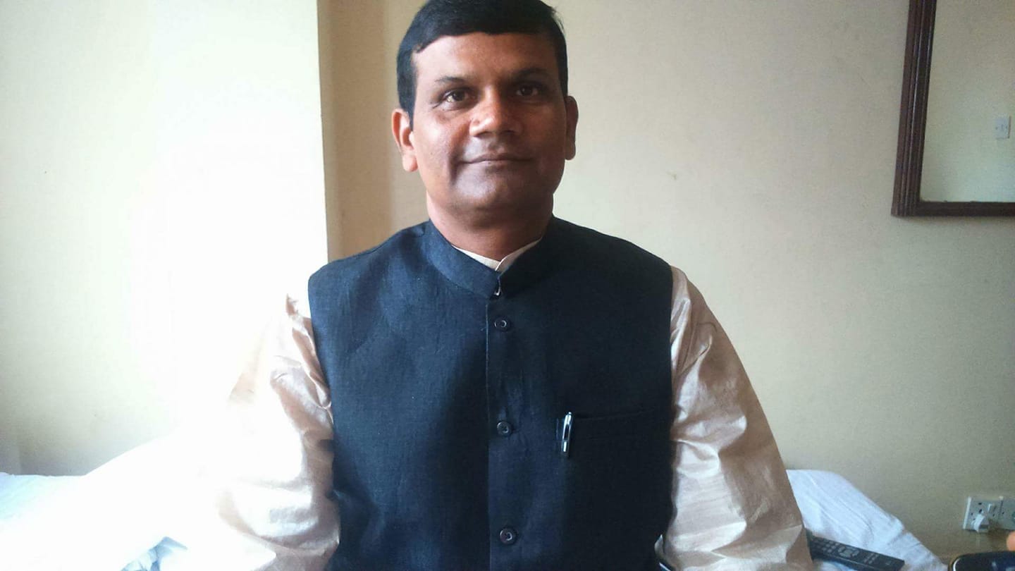 परोहा नगरपालिकामा विद्यार्थीहरुलाई निःशुल्क पोशाक वितरण