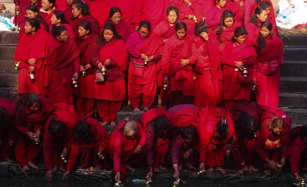 माधवनारायण स्वस्थानीका व्रतालुहरू परदेश यात्रामा, आज बिहान पशुपतिमा विशेष पूजा